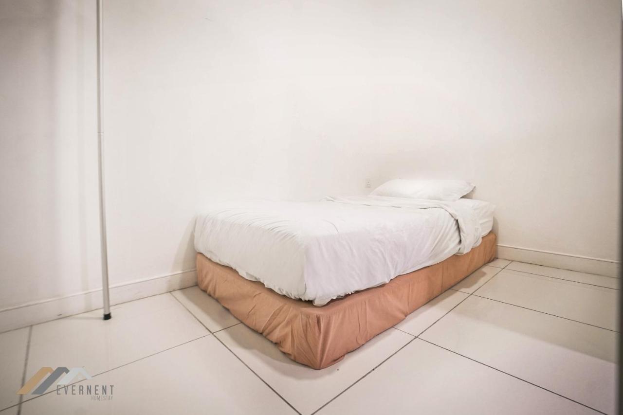 Marina Times Square Homestay By Evernent Miri Exteriér fotografie